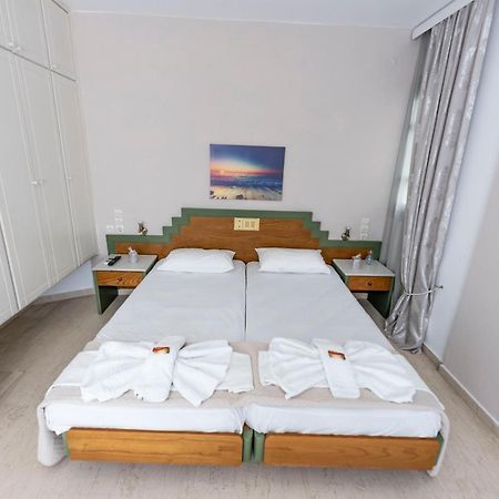 Helen Suites Herszonisszosz Kültér fotó